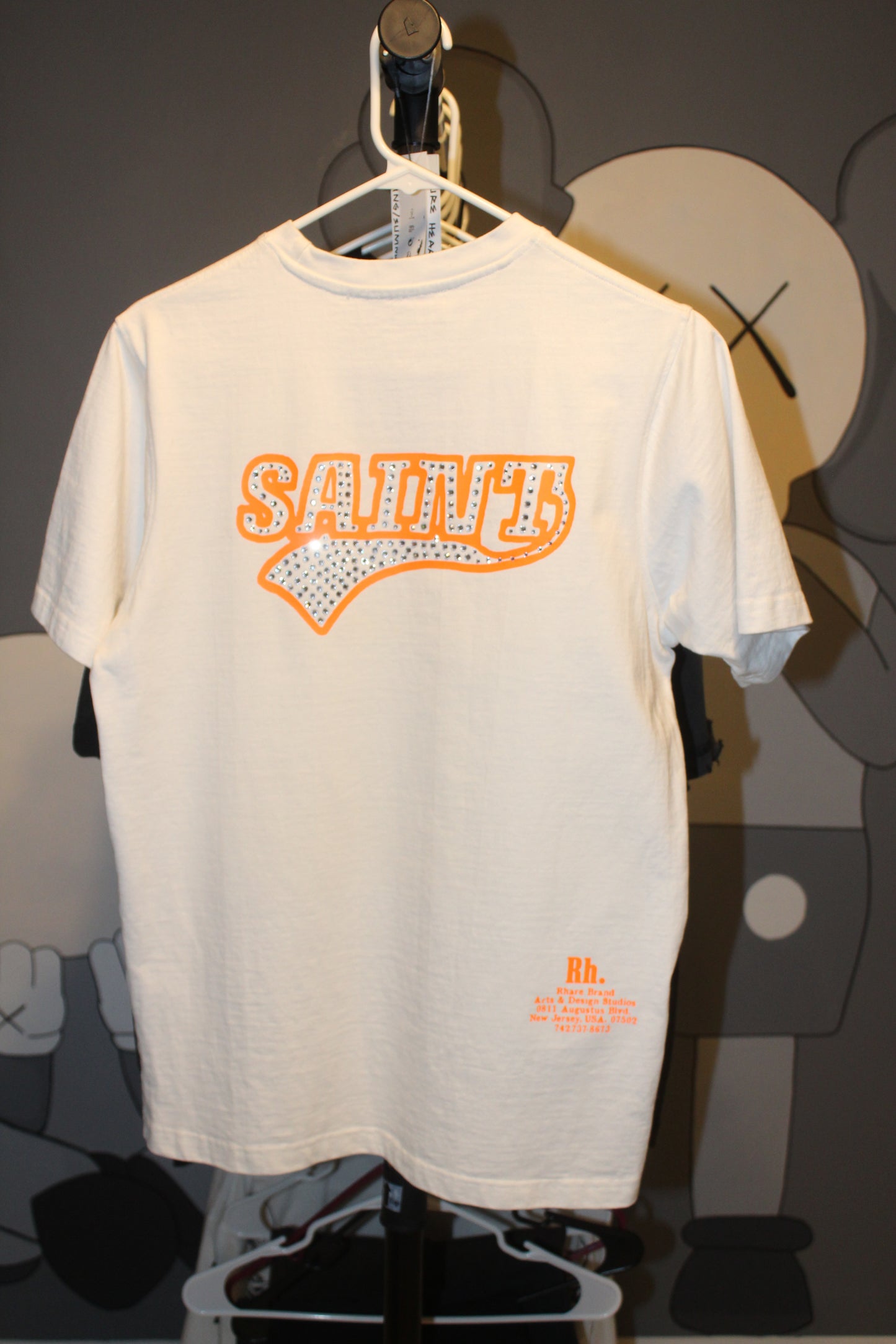 saint tee